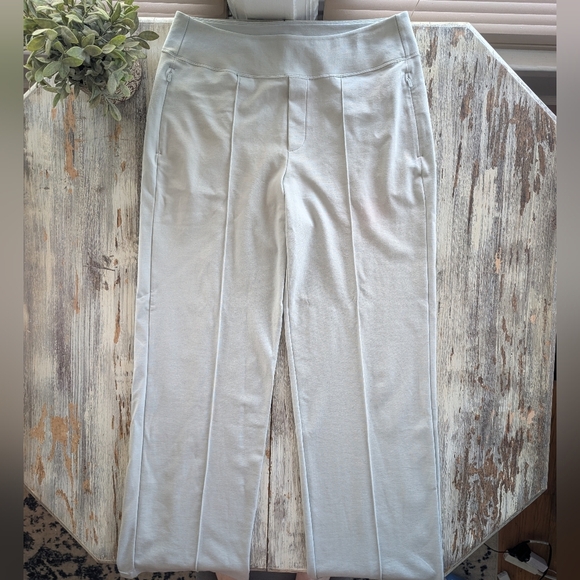 Athleta Eastbound Wide Pant Coastal Gray Women's 14 - Picture 3 of 8